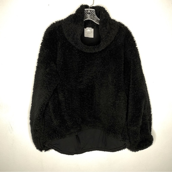 lululemon athletica Sweaters - Lululemon Warm Restore Sherpa Pullover Medium/Large